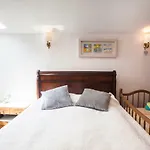 Beautiful Country House&romantic Garden Sintra
