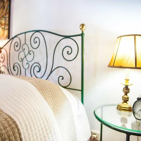 Beautiful Country House&romantic Garden Ferienhaus Sintra